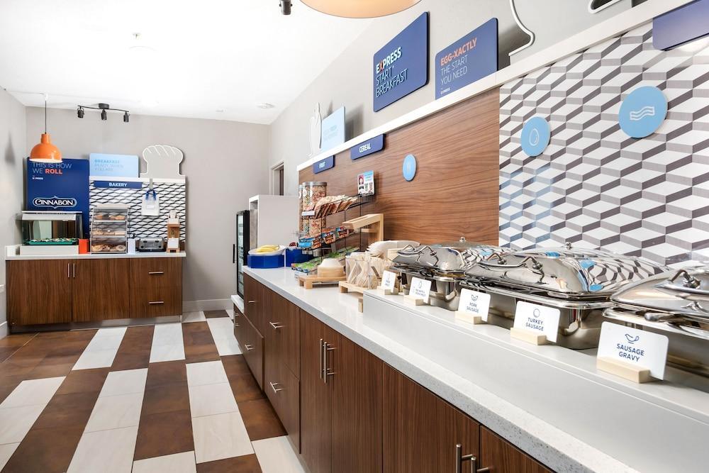 Holiday Inn Express Hotel And Suites Conroe By Ihg Eksteriør billede