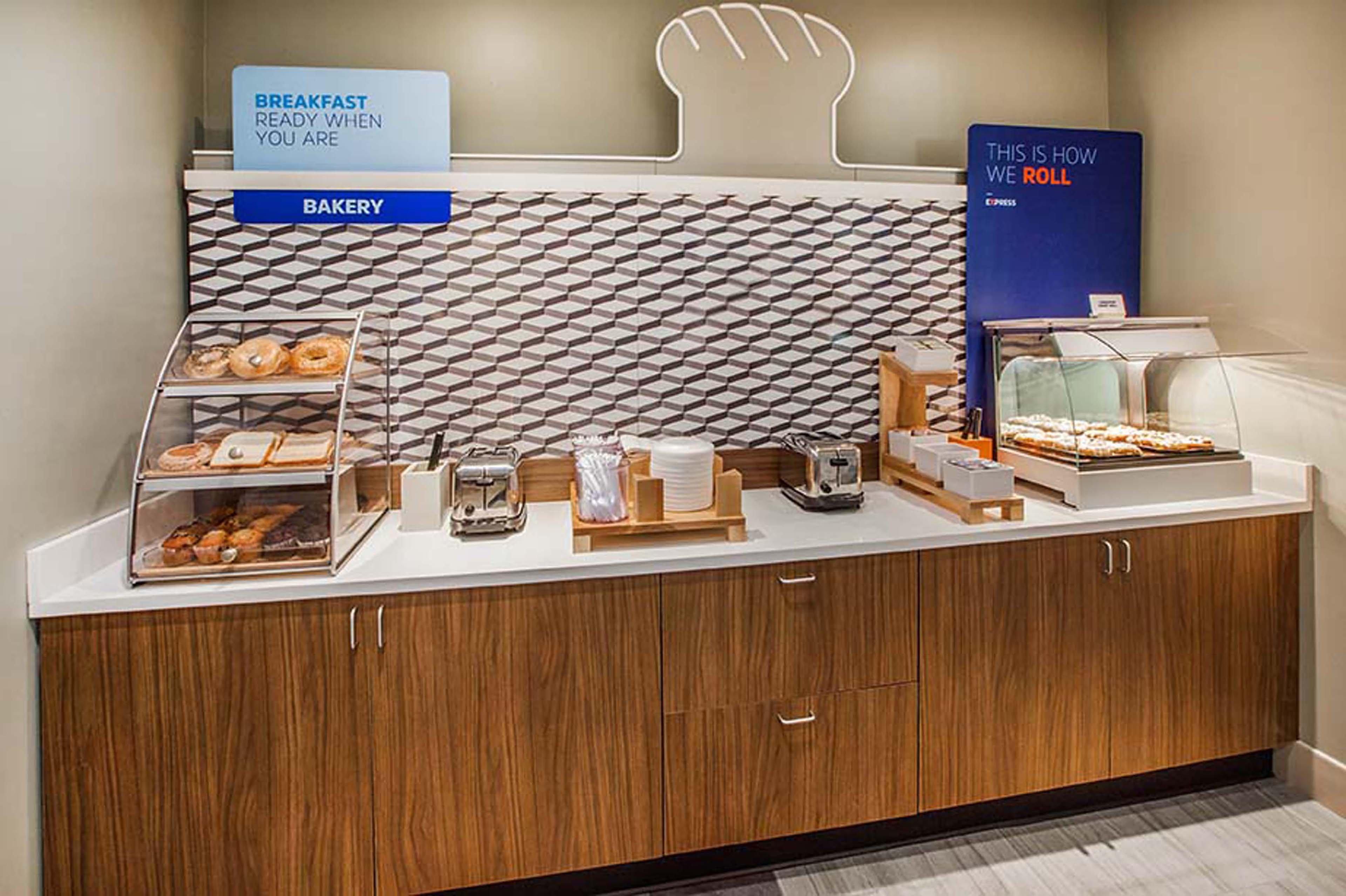 Holiday Inn Express Hotel And Suites Conroe By Ihg Eksteriør billede