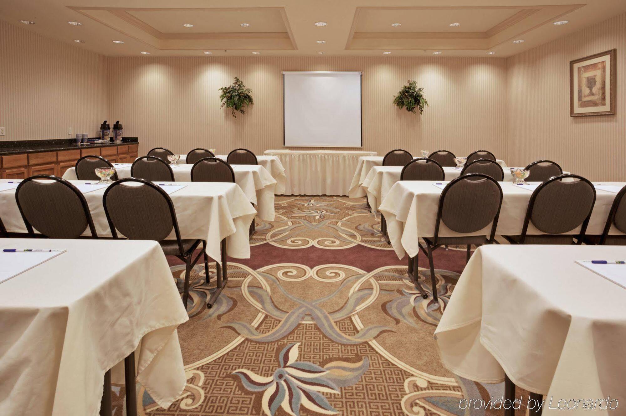 Holiday Inn Express Hotel And Suites Conroe By Ihg Eksteriør billede